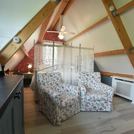 Apartment Pleasant In Het