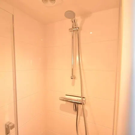 Appartement Pleasant In Het *