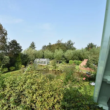 Appartement Pleasant In Het *