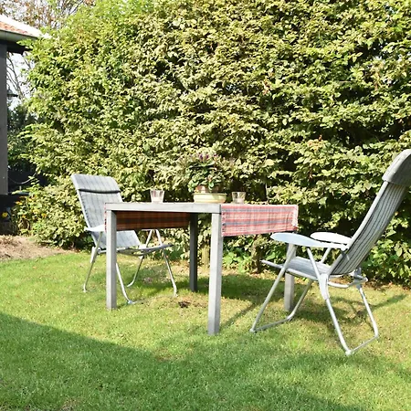 Appartement Pleasant In Het *